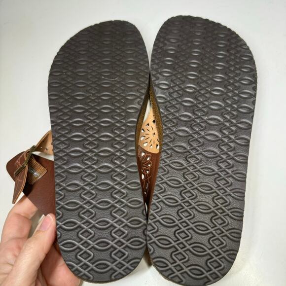 Natural Reflections Thong Sandals Women's Size 9 N71136B - Picture 7 of 7